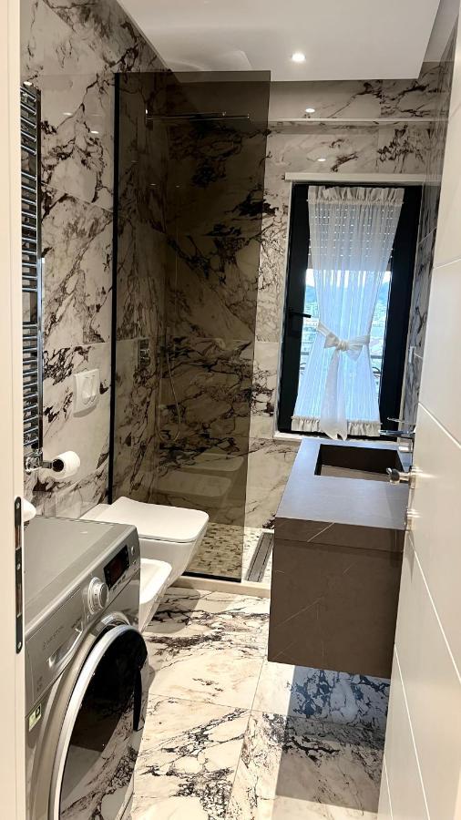 Zeus Tirana Suite Deluxe Экстерьер фото
