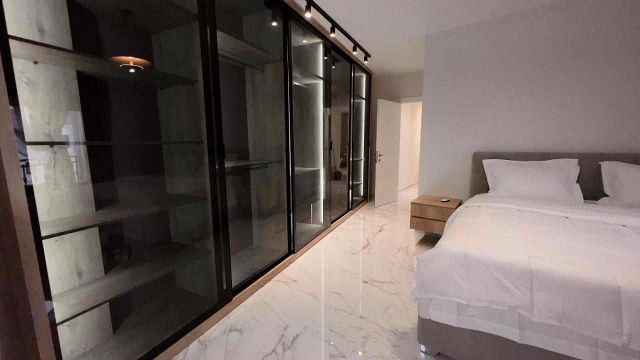 Zeus Tirana Suite Deluxe Экстерьер фото